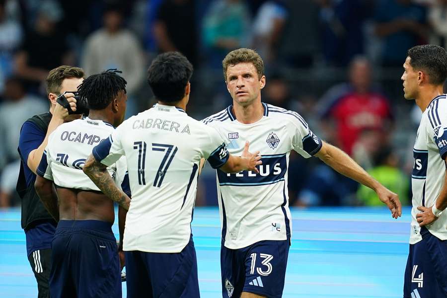 Thomas Müller et ses coéquipiers de Vancouver. Thomas Müller et ses coéquipiers de Vancouver.