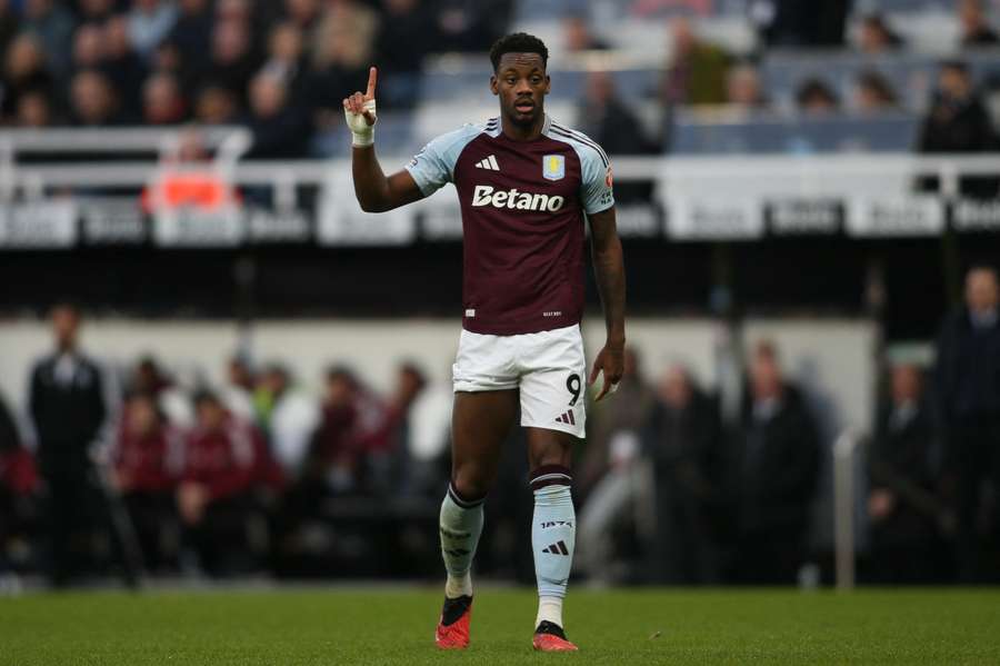 Jhon Duran, avançado do Aston Villa