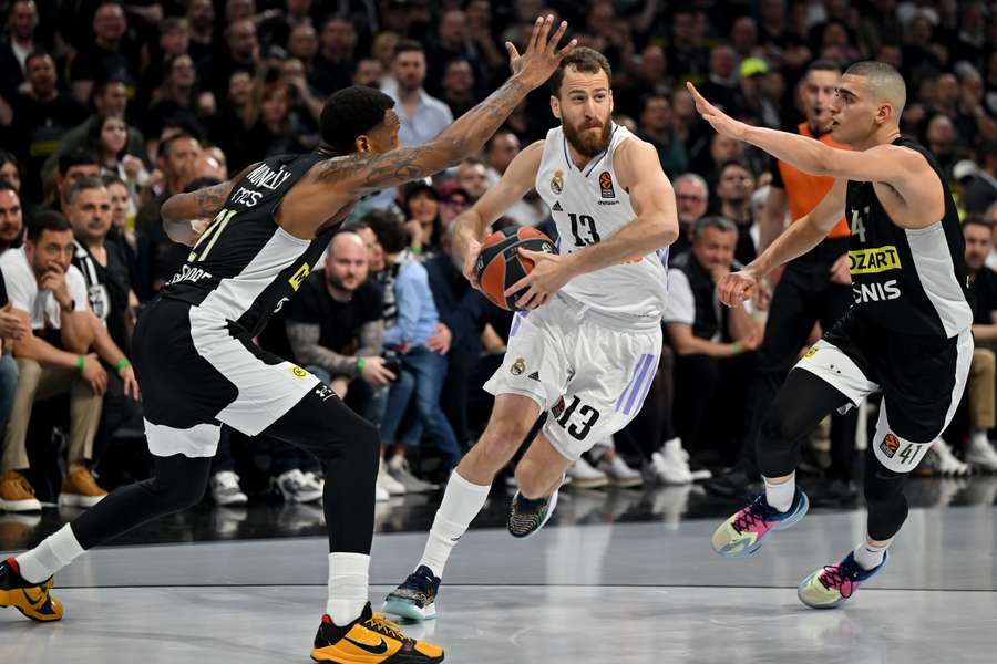 Partizan está em vantagem na série