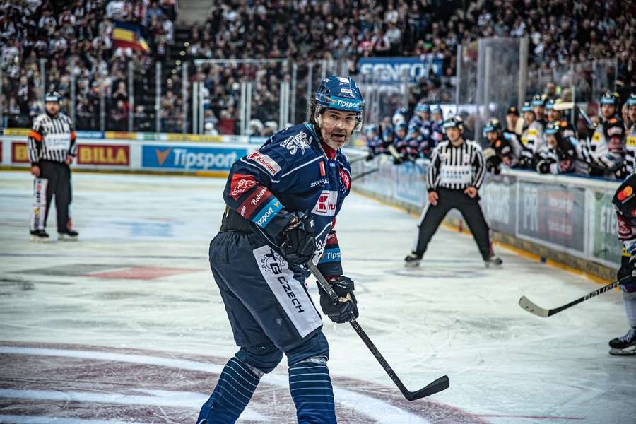Návštěva sezony v O2 areně. Na souboj Sparty s Jágrovým Kladnem přišlo přes 14 tisíc lidí