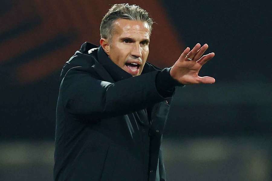 Van Persie que um antigo colega de equipa