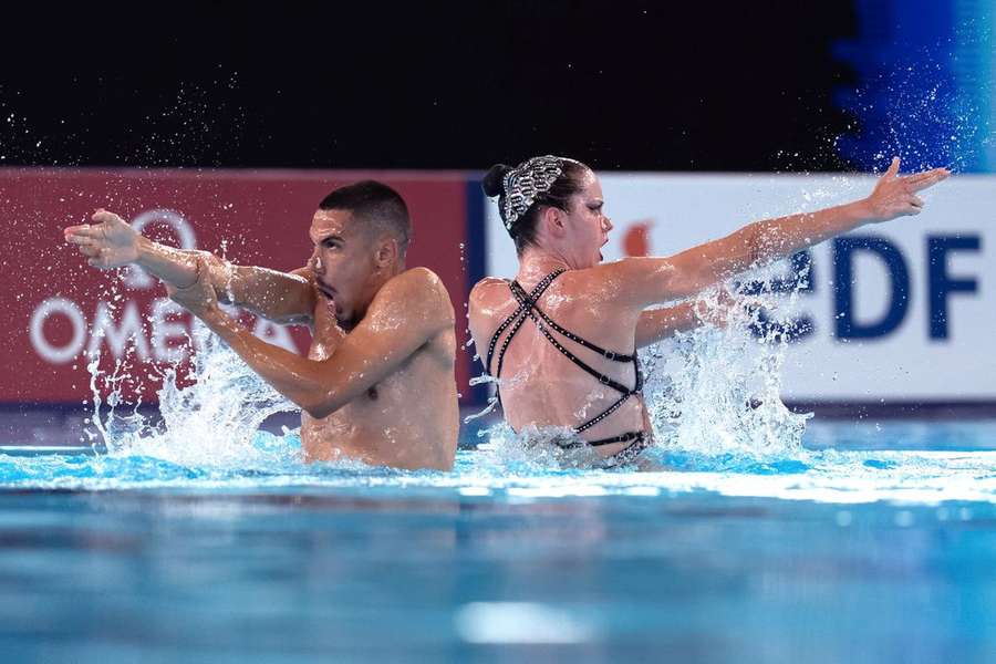 Daniel Ascenso e Beatriz Gonçalves no sexto lugar a final do dueto técnico misto de natação artística Daniel Ascenso e Beatriz Gonçalves no sexto lugar a final do dueto técnico misto de natação artística