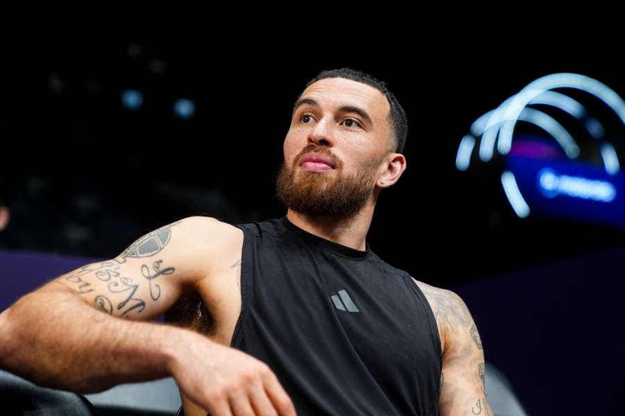 Mike James está suspendido por el Mónaco Mike James está suspendido por el Mónaco
