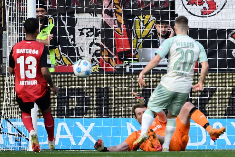 Schmid (right) scores Werder Bremen's opening goal