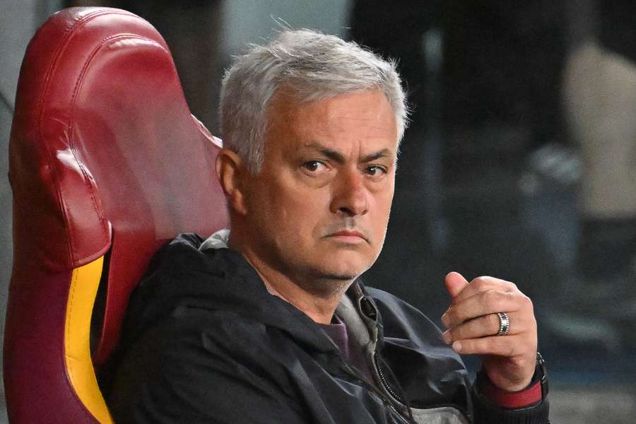 Mourinho cauteloso diante do Leverkusen