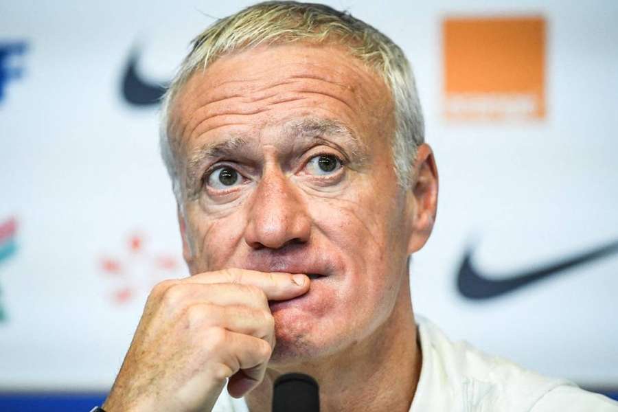 Didier Deschamps respondeu às perguntas da imprensa na véspera do jogo contra a Polónia. 