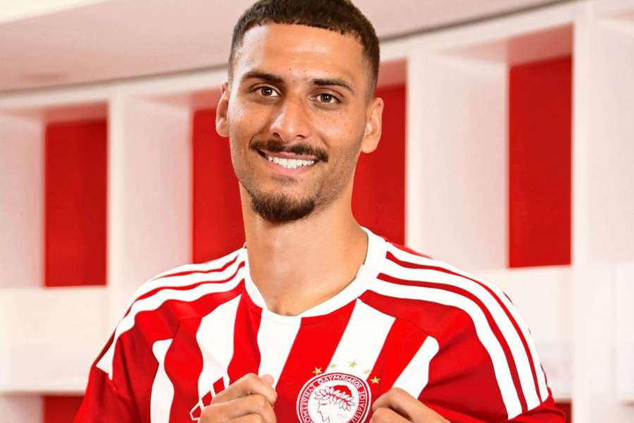 David Carmo apresentado no Olympiacos