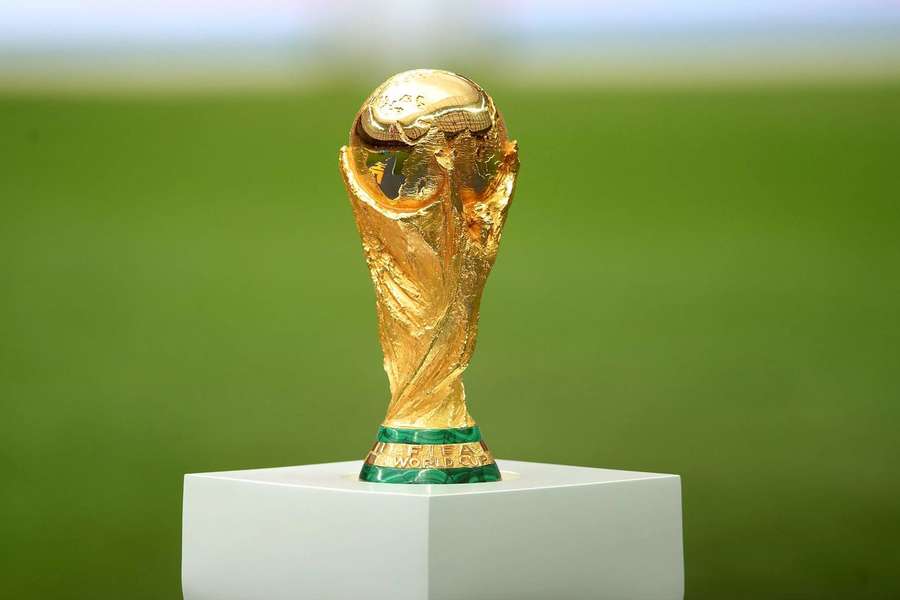 El trofeo entregado al campeón mundial