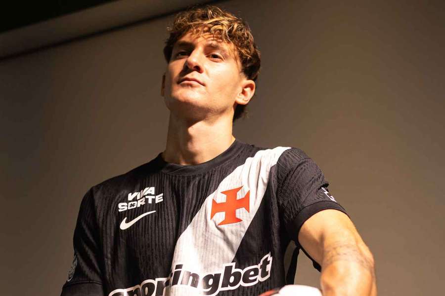Facundo Colidio firmou vínculo com o Vasco até 2029