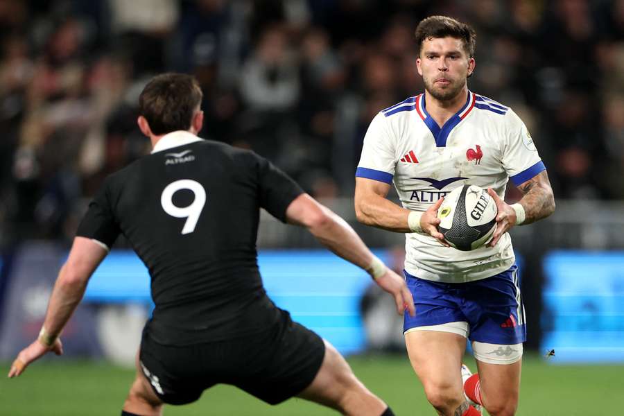 Jalibert (à droite) avec l'équipe de France.