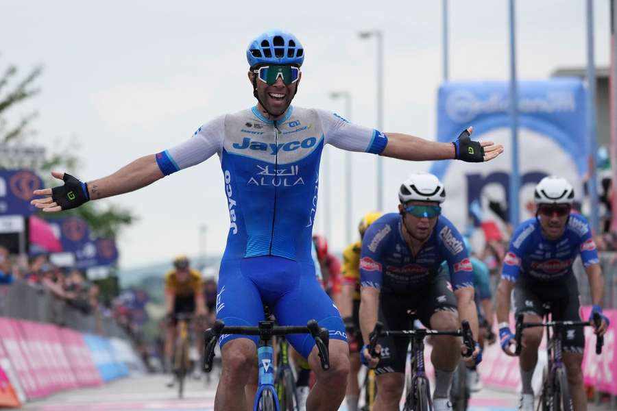 Michael Matthews wint de derde etappe