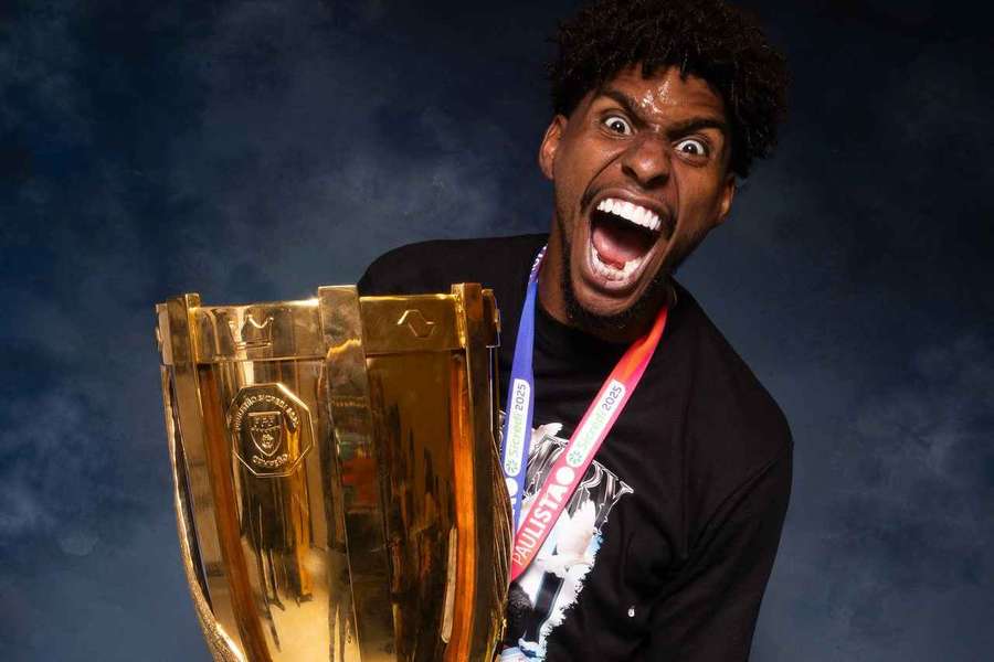 Hugo Souza estava a jogar com dores