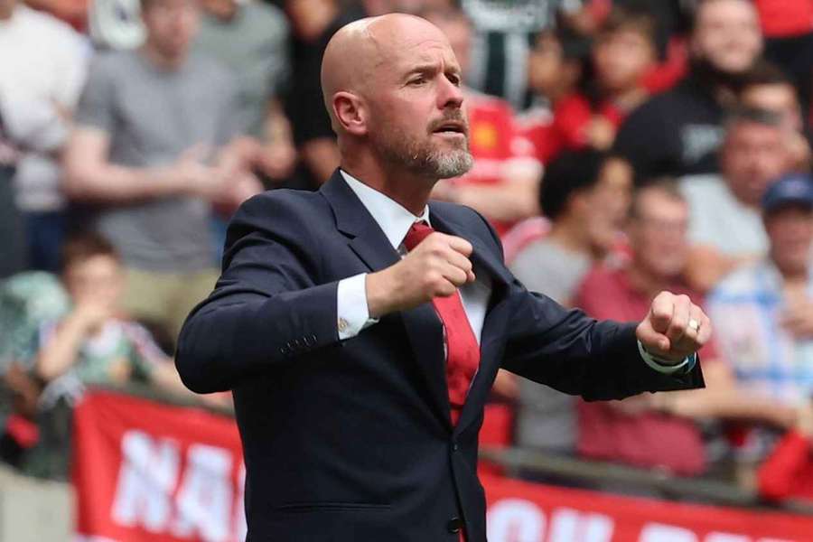 Erik ten Hag is vastbesloten het nieuwe seizoen te openen met een zege