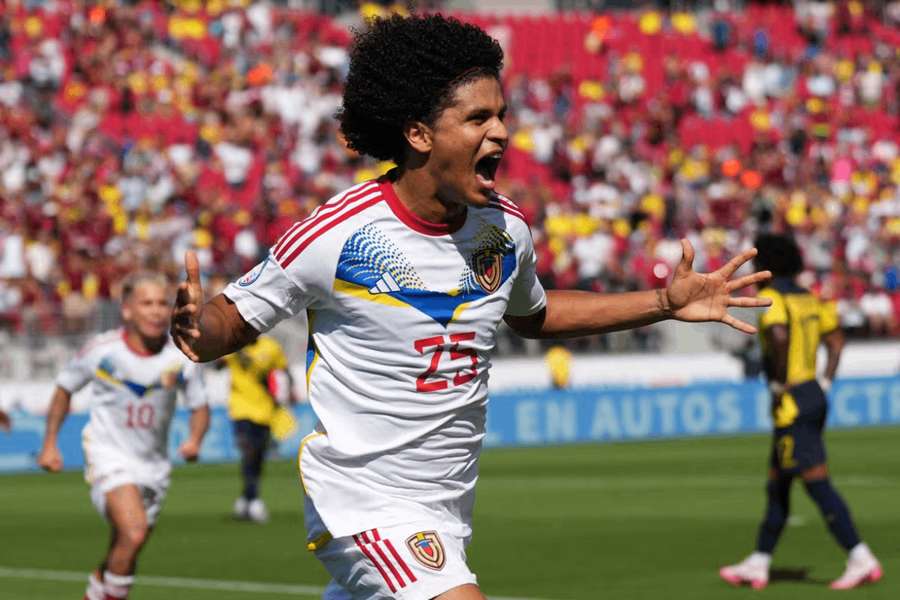 Eduard Bello sa postaral o víťazný gól Venezuely. 