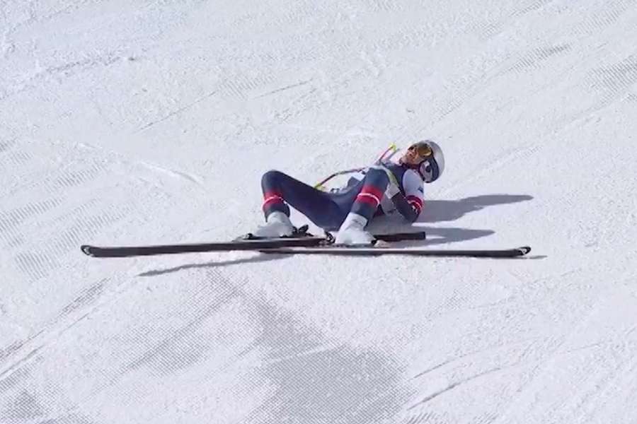 Vonn diz que sofreu 'fratura complexa' na tíbia, mas não se arrepende de nada