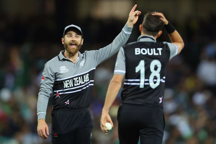 Williams (L) failed to captain New Zealand to the T20 World Cup final