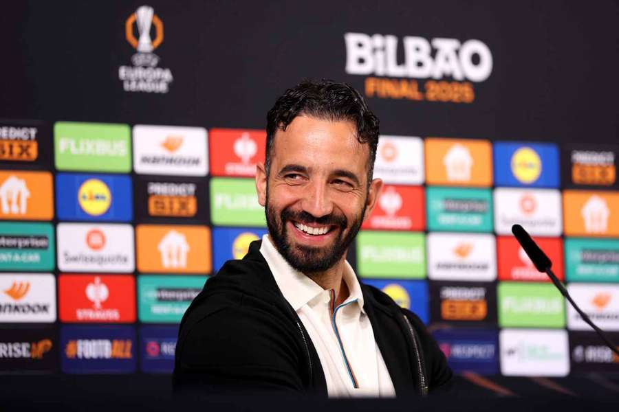 Amorim, sonriente en la previa de la final de la Europa League