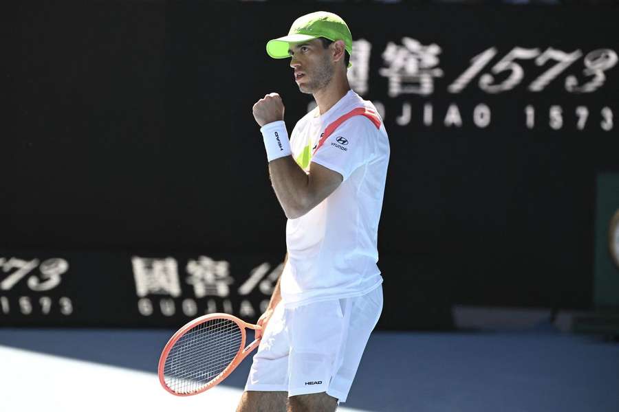 Nuno Borges continua sem ser eliminado na primeira ronda de um torneio esta temporada