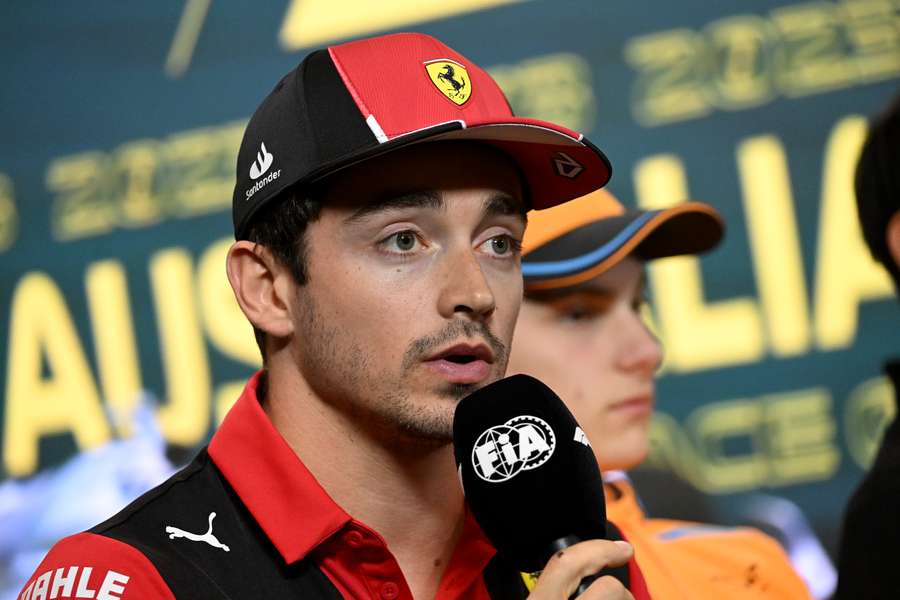Charles Leclerc admite que a performance da Ferrari, na chegada à Austrália, não é tão boa como no ano passado