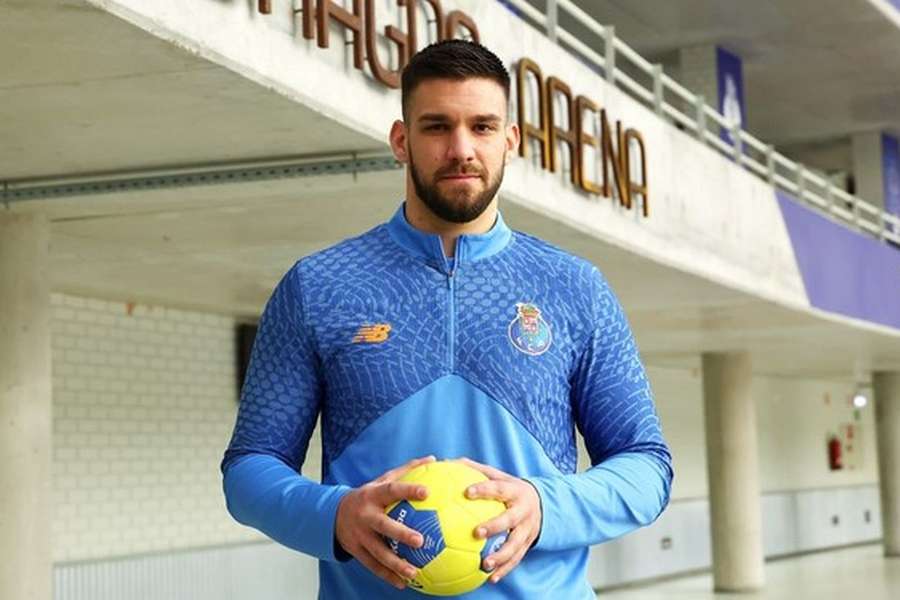 Ante Grbavac apresentado pelo FC Porto