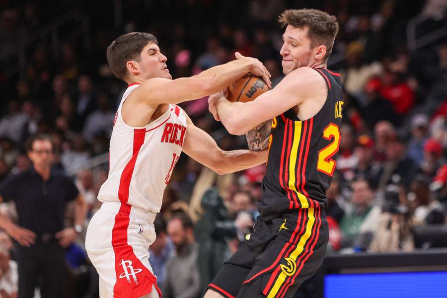 Krejčí nechyběl v základní sestavě Atlanty. Krejčí nechyběl v základní sestavě Atlanty.