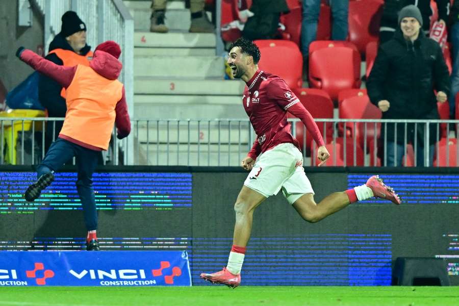 Velký přestup v rámci ligy na spadnutí. O oporu Pardubic bojuje Baník i Sigma, kdo je blíž?