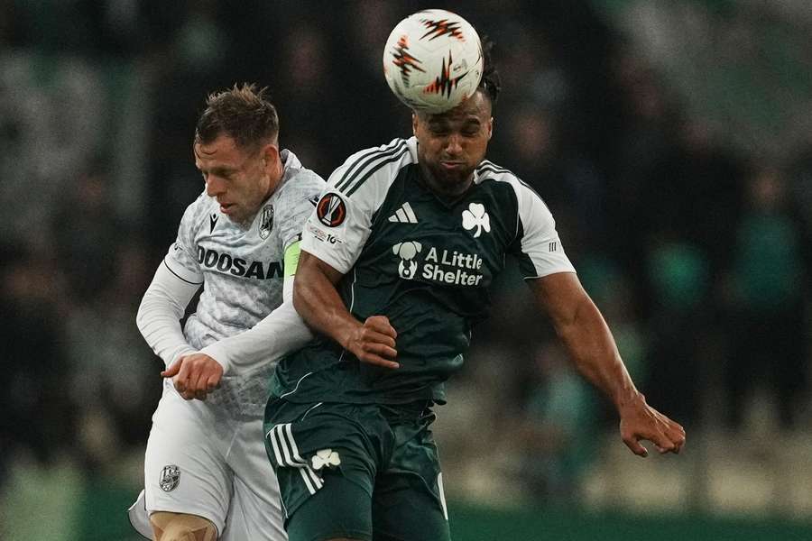 Plzeň vydřela v Řecku remízu 0:0. Plzeň vydřela v Řecku remízu 0:0.