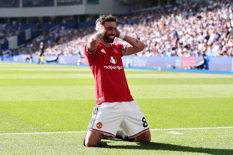 Nejlépe hodnoceným hráčem sezony Premier League podle Livesportu se stal Bruno Fernandes. Nejlépe hodnoceným hráčem sezony Premier League podle Livesportu se stal Bruno Fernandes.