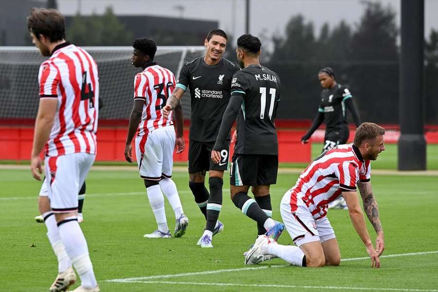 Darwin Núnez fez um hat trick na primeira parte