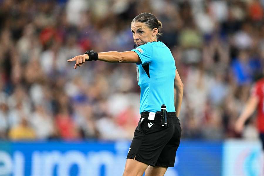 Stéphanie Frappart wyznaczona do sędziowania finału Euro 2025