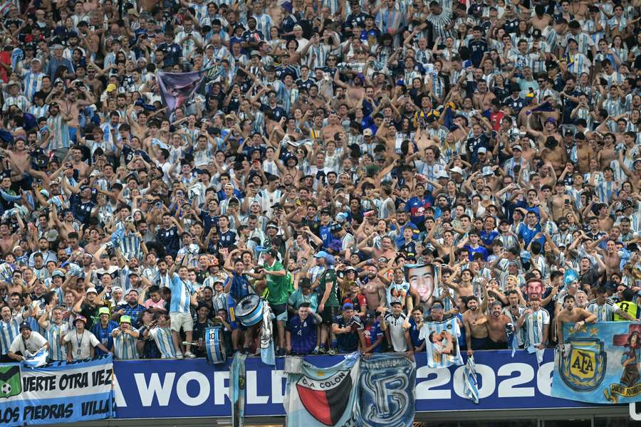 Los aficionados argentinos esperan que su selección logre un segundo título consecutivo Los aficionados argentinos esperan que su selección logre un segundo título consecutivo