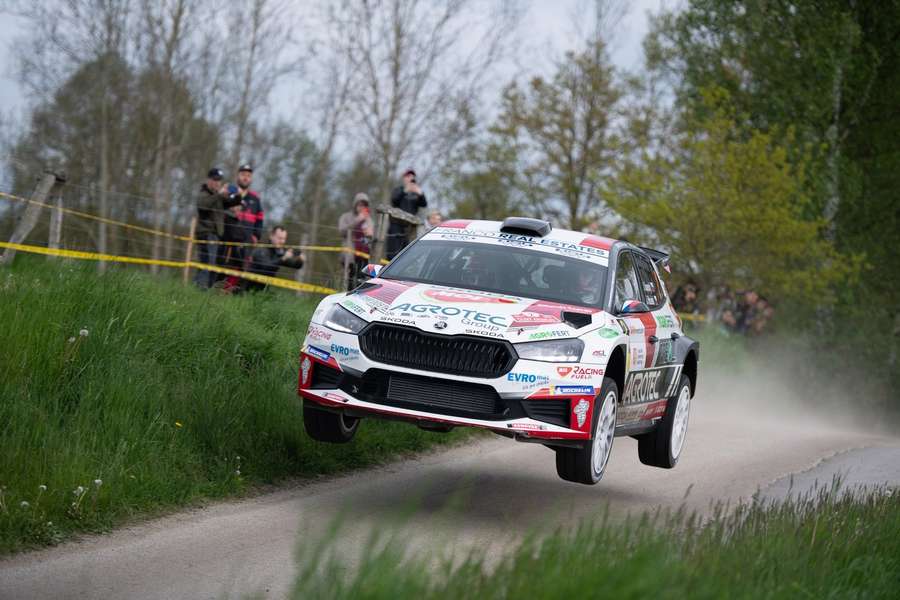 Kopecký si triumfem na Rallye Český Krumlov upevnil vedení v průběžném pořadí seriálu.