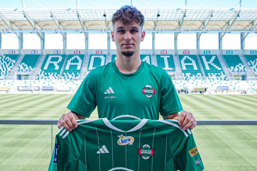 Radomiak sięga po chłopaka z Borussii Dortmund, Alex Niziołek nowym Zielonym