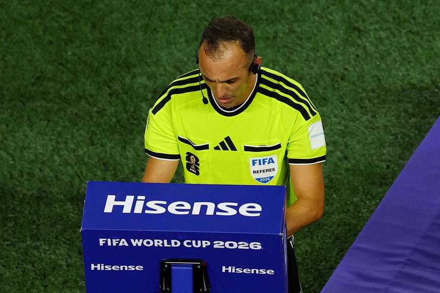 João Pinheiro no Argentina-Suíça do Mundial-2026 João Pinheiro no Argentina-Suíça do Mundial-2026