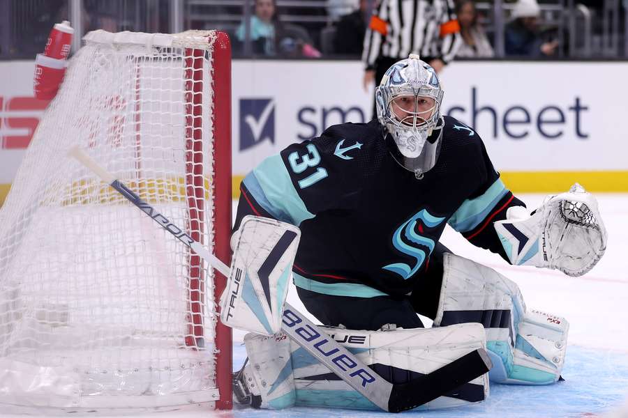 Philipp Grubauer spielte mit den Seattle Kraken eine starke Saison und qualifizierte sich für NHL-Playoffs.