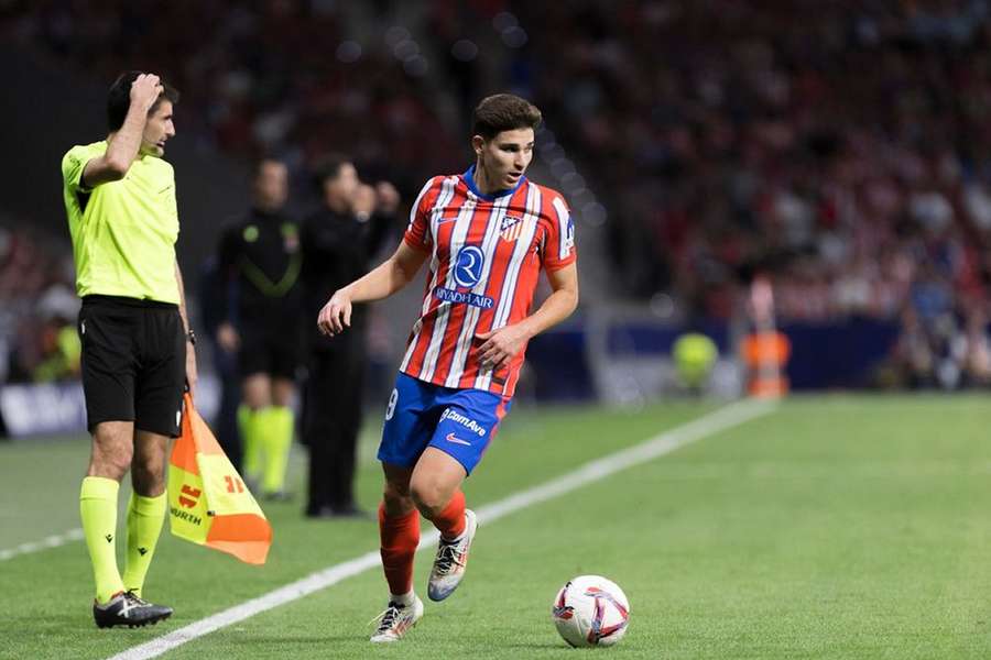 Atletico Madrid's Julian Alvarez celebrates scoring their first goal against Barcelona