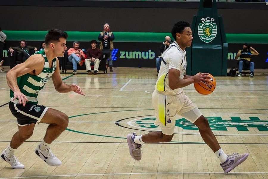 FC Porto bateu Sporting no Clássico de basquetebol