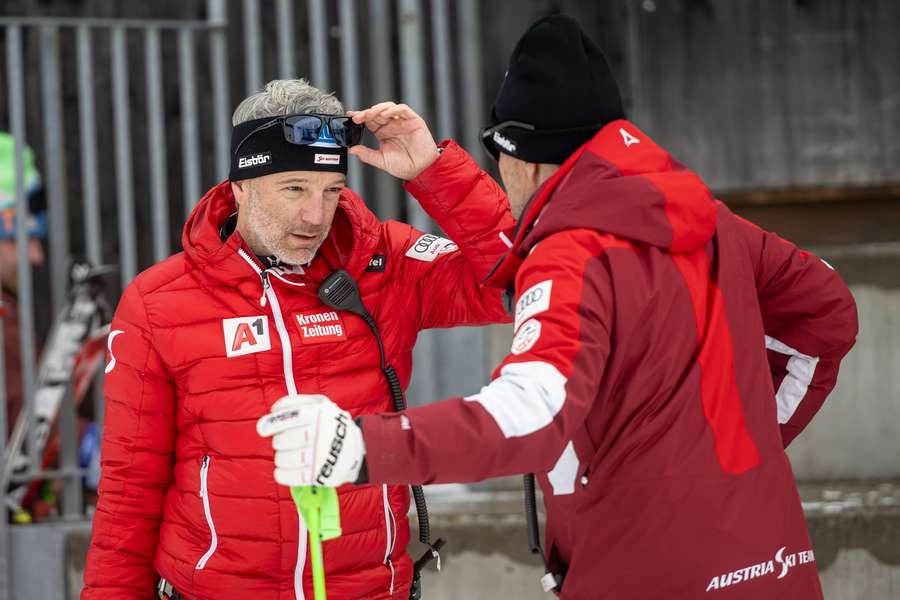 Austria Alpinchef Herbert Mandl (l.)