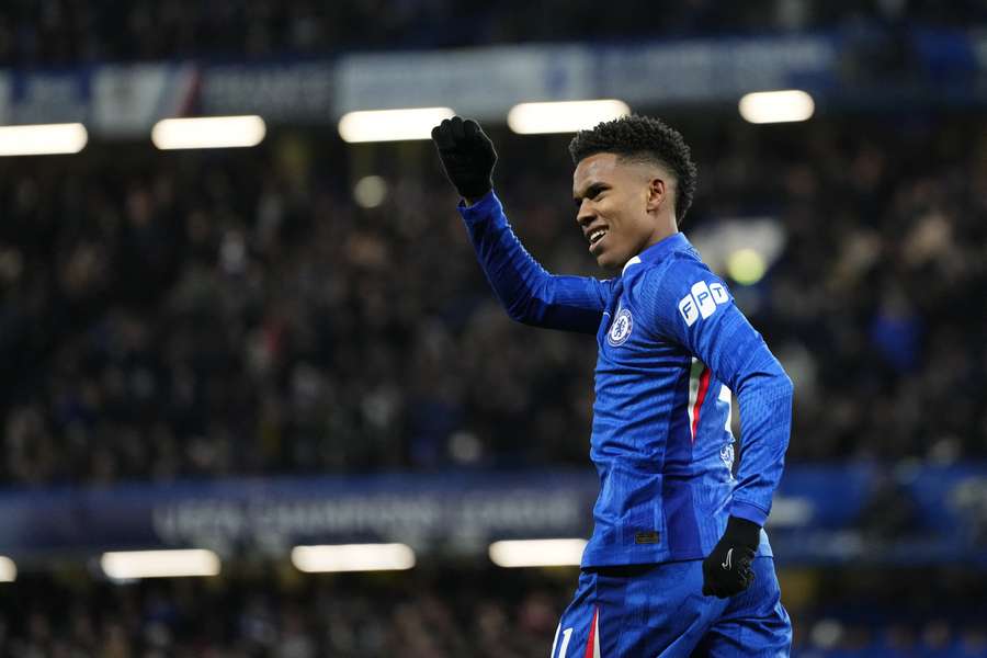 Com três gols, Estêvão é o artilheiro do Chelsea na Champions League Com três gols, Estêvão é o artilheiro do Chelsea na Champions League