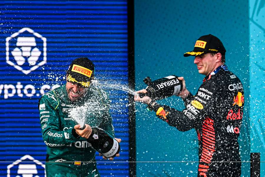 Verstappen wygrał wyścig w Miami po starcie z dziewiątej pozycji