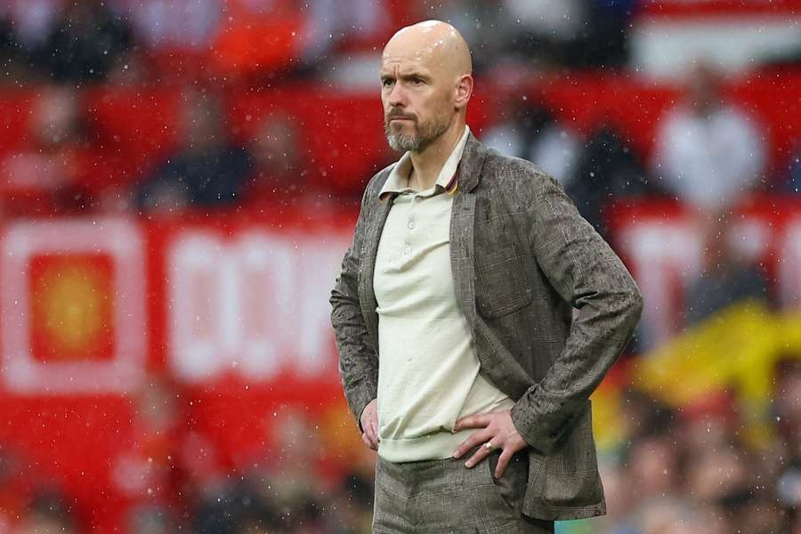 Manchester United voltou a perder
