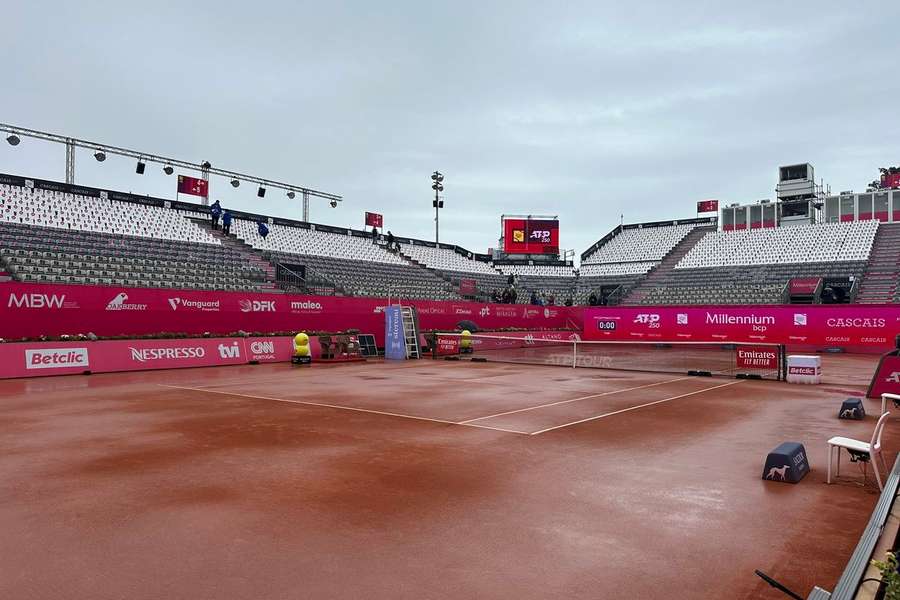 Chuva tem vindo a afetar o Estoril Open