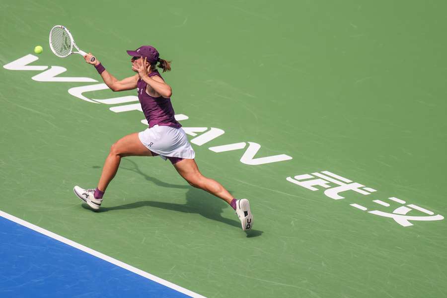 Tenis Flash: Świątek lepsza od Fręch. Chwalińska też ma awans w Wuhan