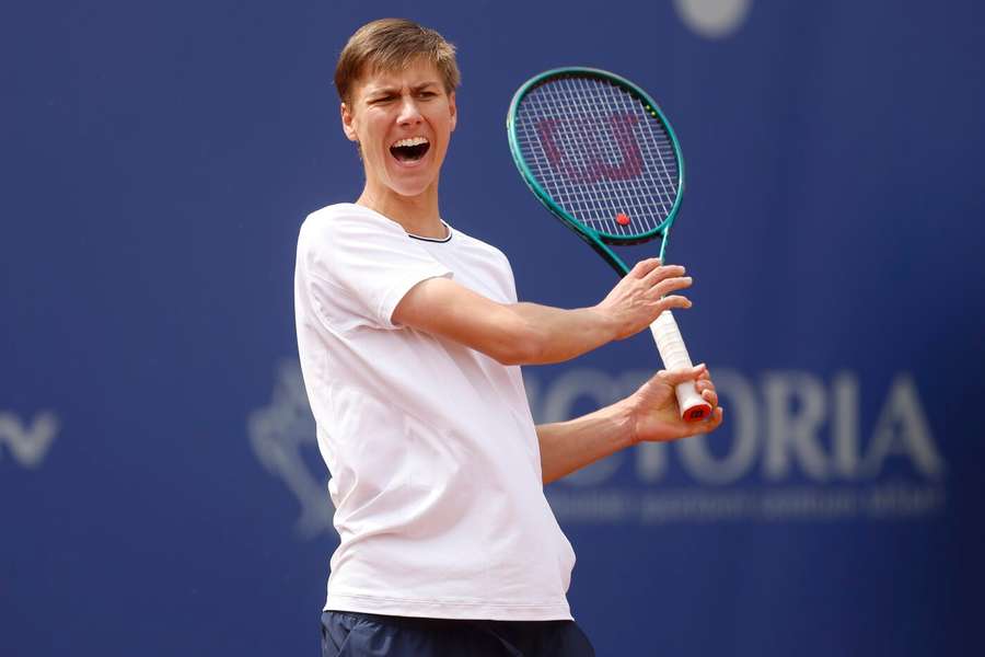 Brunclík nenesl porážku nejlépe. Brunclík nenesl porážku nejlépe.