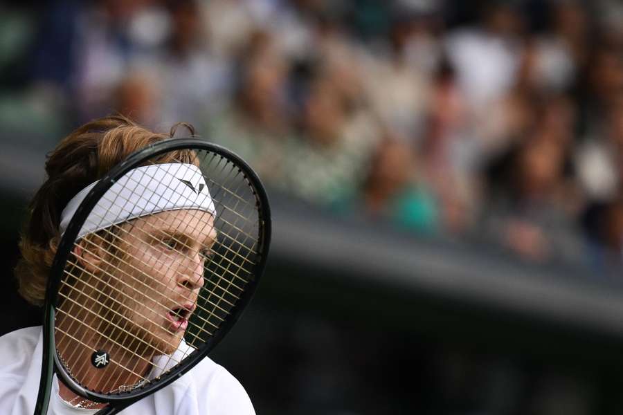 Andrey Rublev spillede sig fredag i semifinalen i svenske Båstad. Andrey Rublev spillede sig fredag i semifinalen i svenske Båstad.