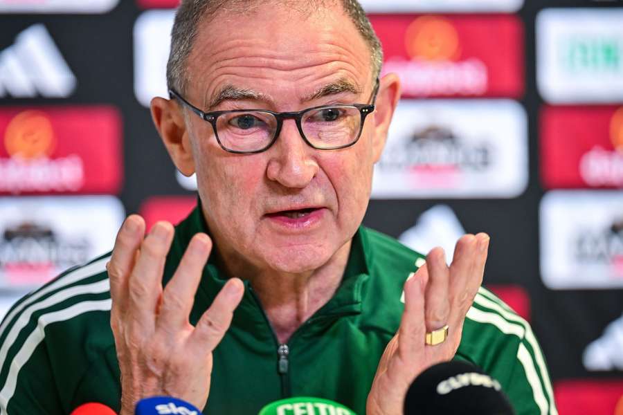 O'Neill talks to the media