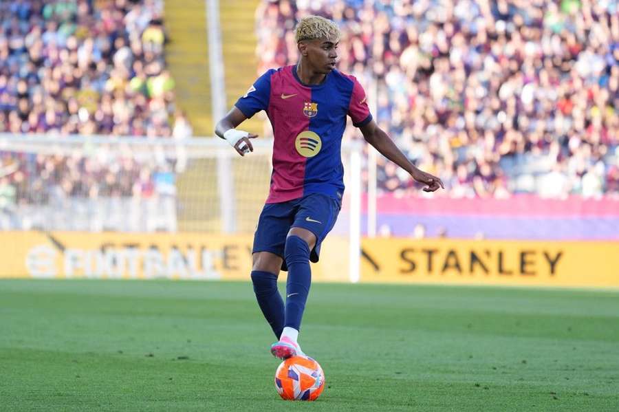 Lamine Yamal takes Messi's No10 at Barca Lamine Yamal takes Messi's No10 at Barca
