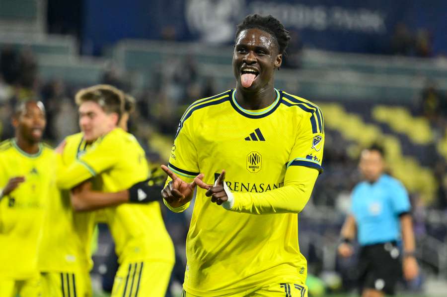 El Nashville sigue adelante en el torneo El Nashville sigue adelante en el torneo