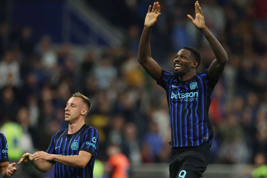 L'esultanza di Thuram dopo Inter-Cagliari