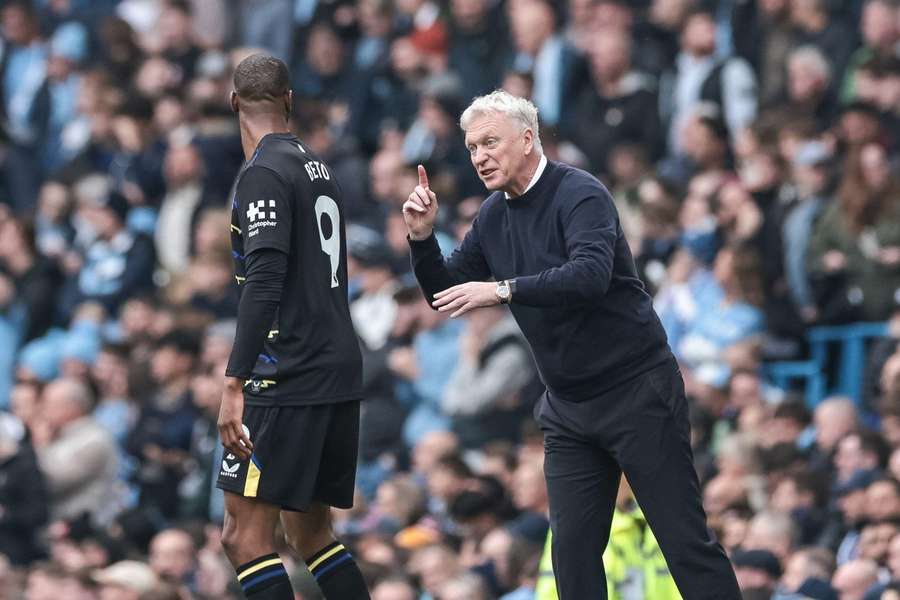 Moyes defende jogadores do Everton